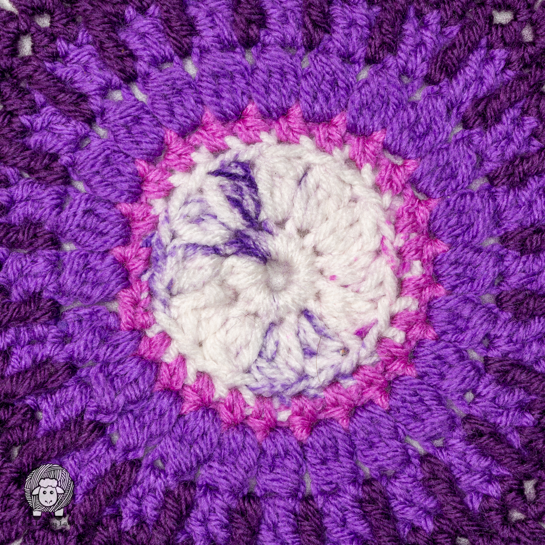 Crochet Blanket Square Free Pattern - The Loopy Lamb