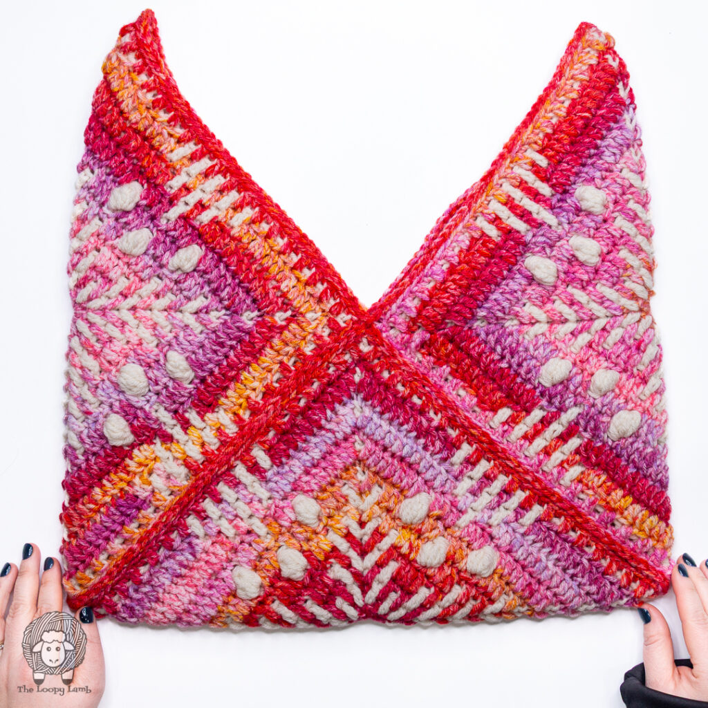 Finished crochet granny square bag join with clean edges